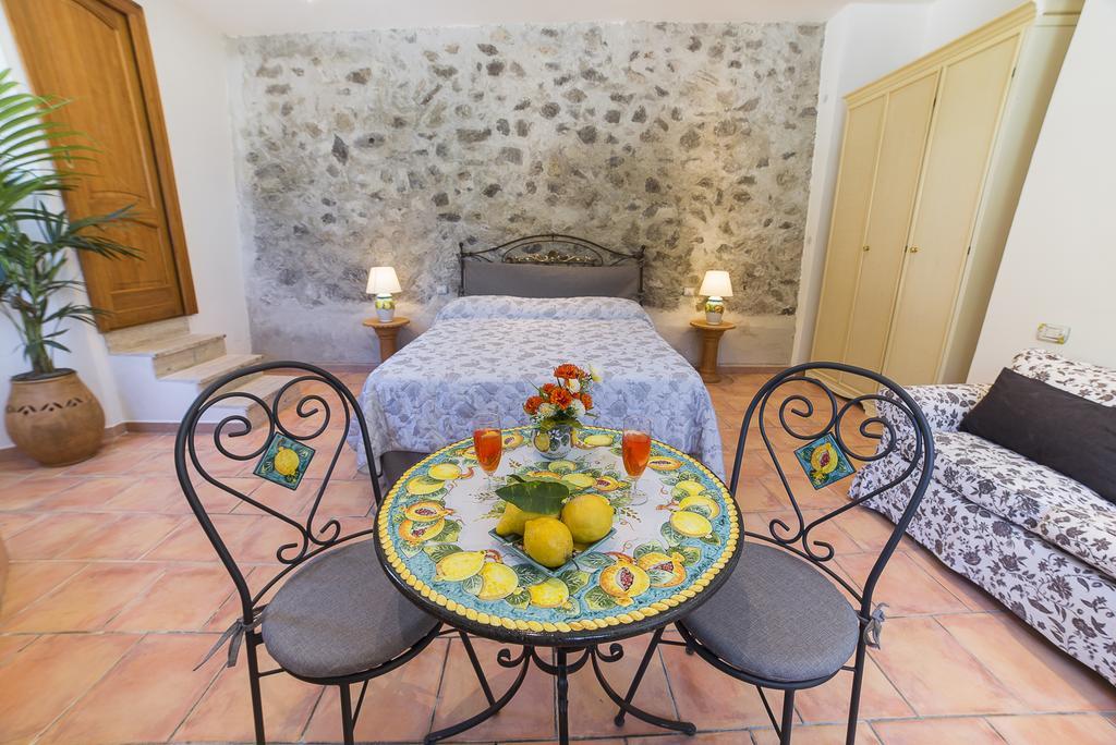 Montagnella Relax Bed & Breakfast Maiori Exterior photo
