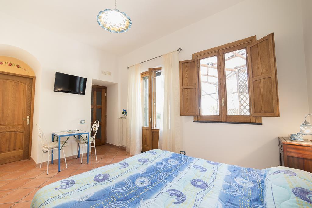 Montagnella Relax Bed & Breakfast Maiori Exterior photo