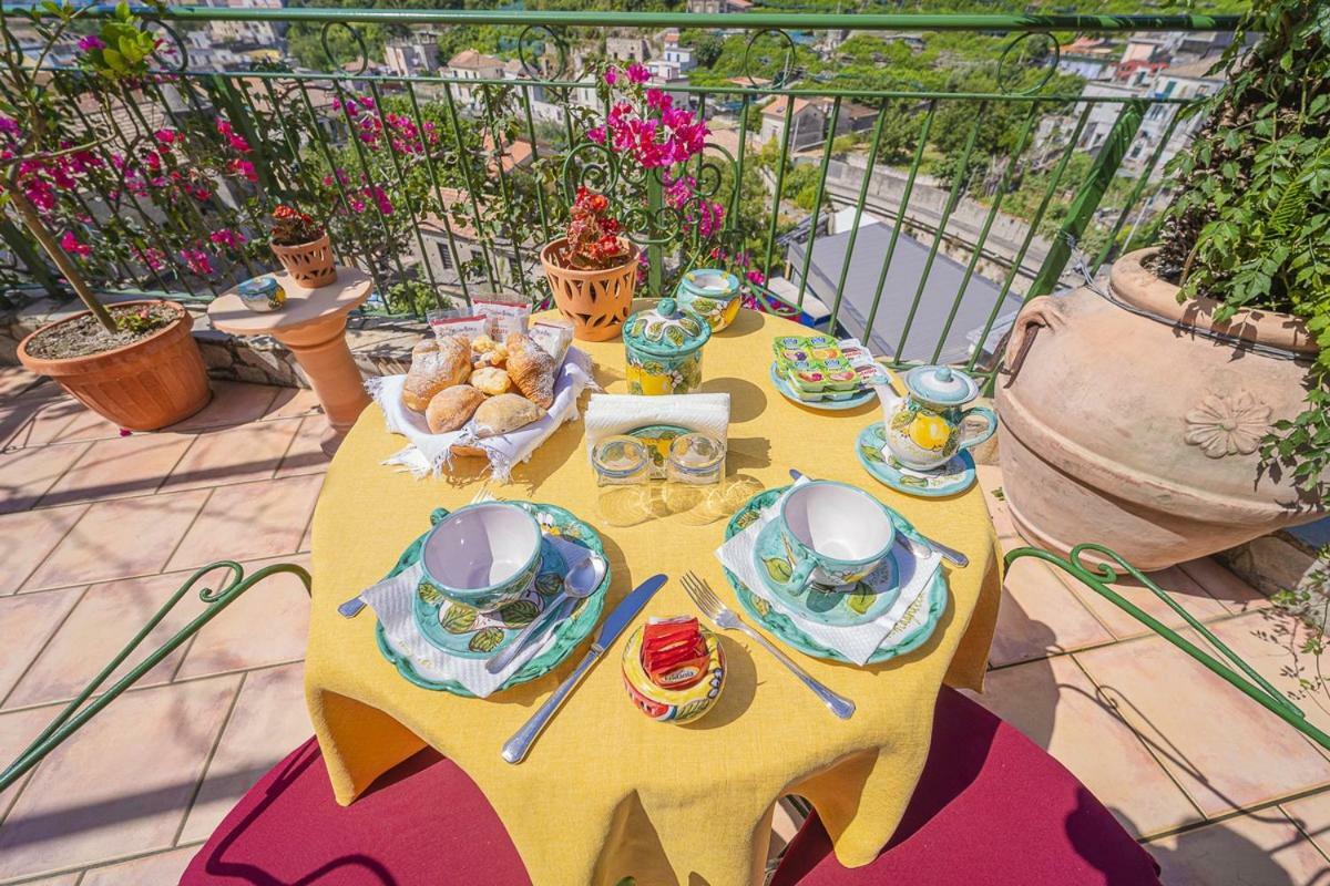 Montagnella Relax Bed & Breakfast Maiori Exterior photo