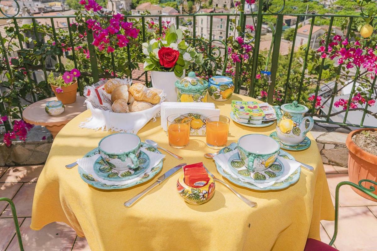 Montagnella Relax Bed & Breakfast Maiori Exterior photo